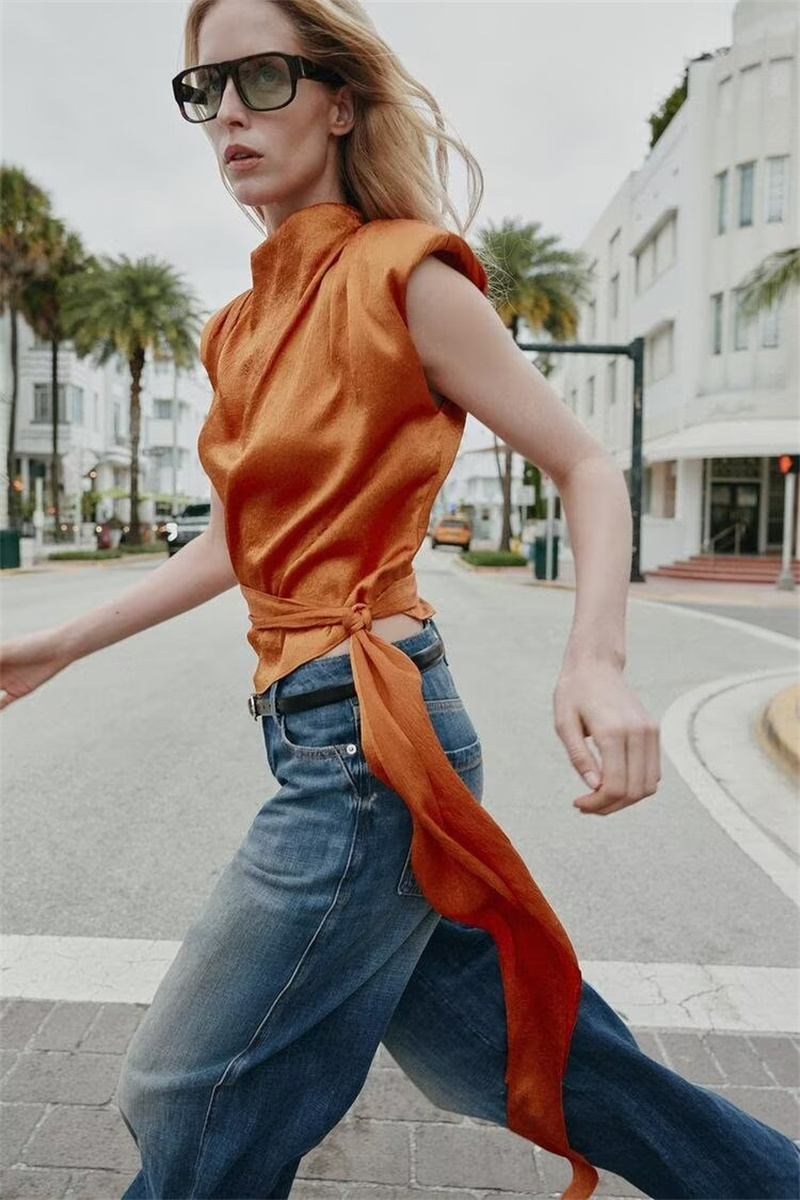 Satin Shawl Collar Sleeveless  - đánh giá và giá Silk Blouse